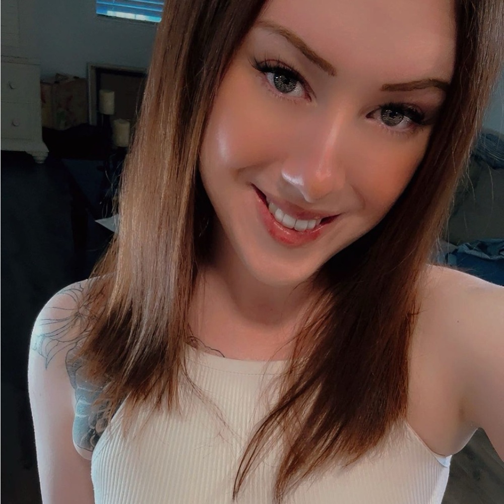 Meet your Posher, Rebecca